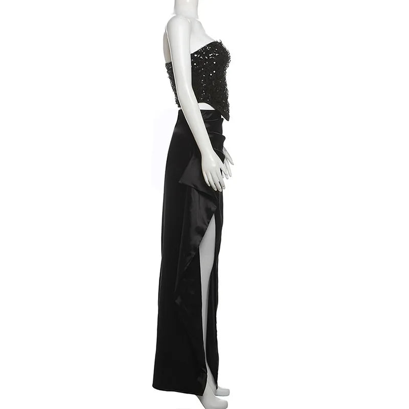 סט שני חלקים חצאית מקסי סאטן וטופ מחוך סטרפלס בעיטור פייטים - Milani