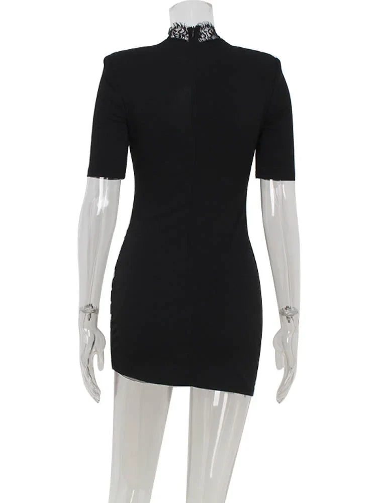 שמלת מיני בד מחטב גולף בעיטור תחרה - Mary