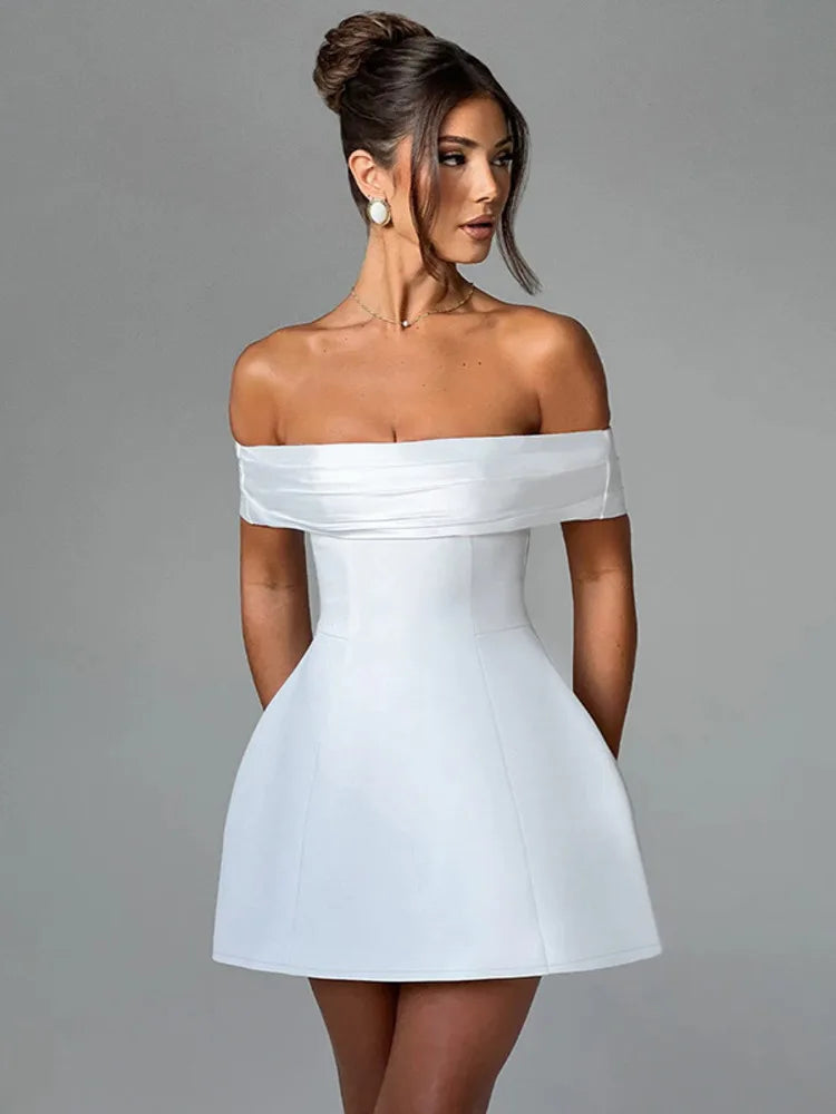 שמלת מיני כתפיים חשופות כתפיית סאטן - סיה