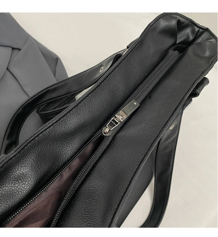 Retro design faux leather bag