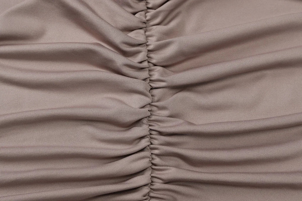 שמלת מיני צווארון נופל בעיצוב רשת זרקונים מנצנצים כיווצים בישבן קשירה בצוואר - Linda