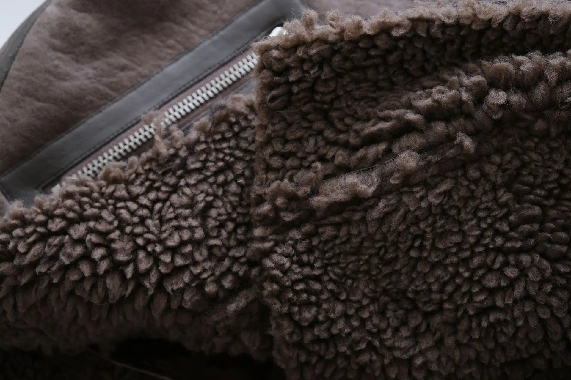 מעיל עור פרווה פנימית - אריק