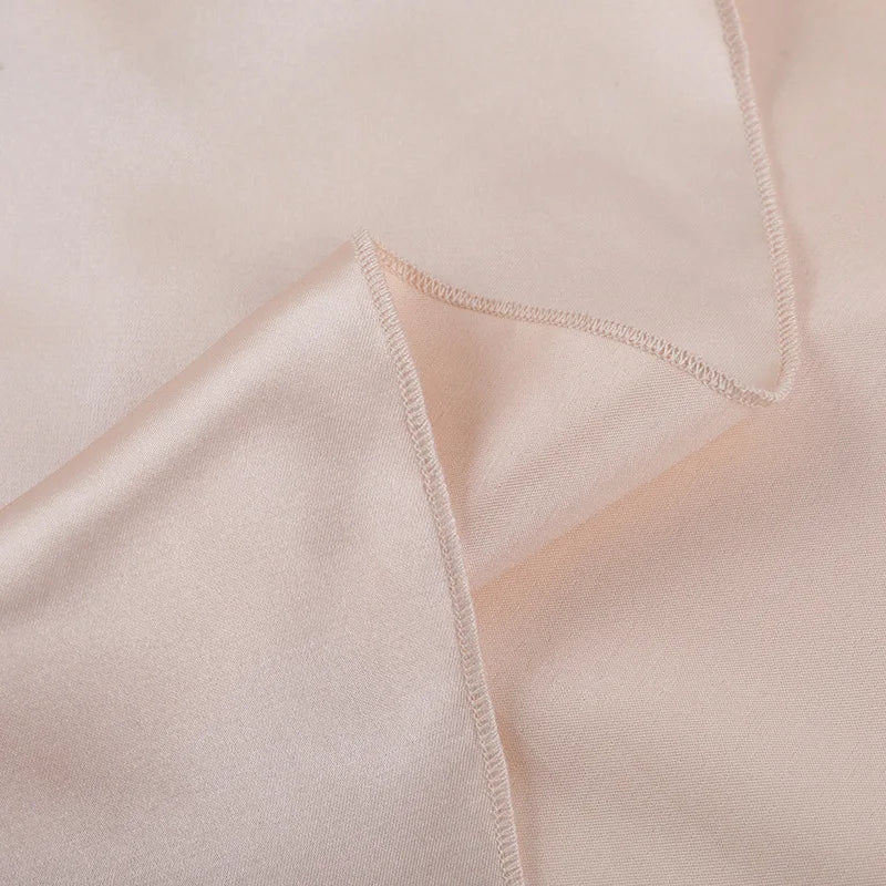 שמלת מקסי סאטן מלמלה בעיטור שסע - סיאנה