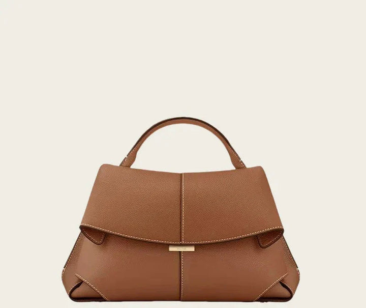 Leather bag with classic design