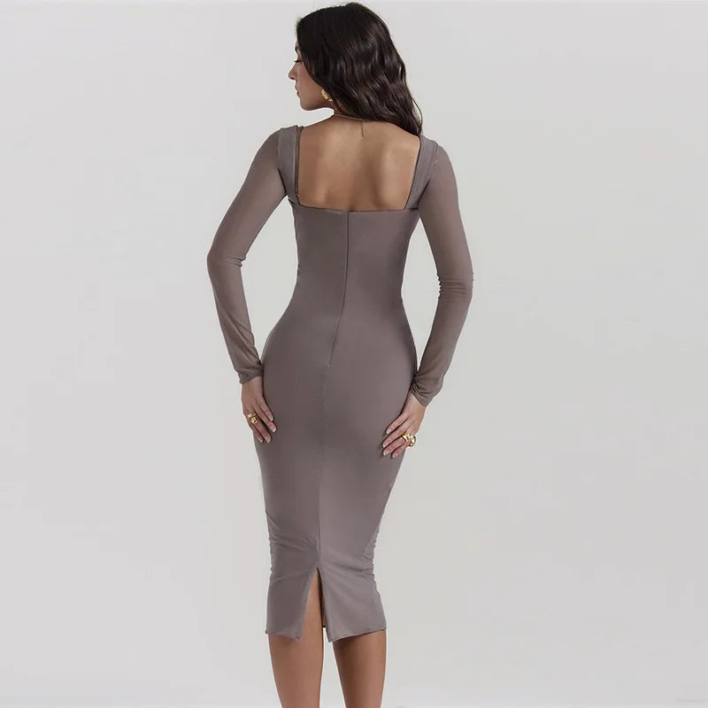 שמלת מידי בעיצוב מחוך בד מחטב בעיטור תחרה - קורי