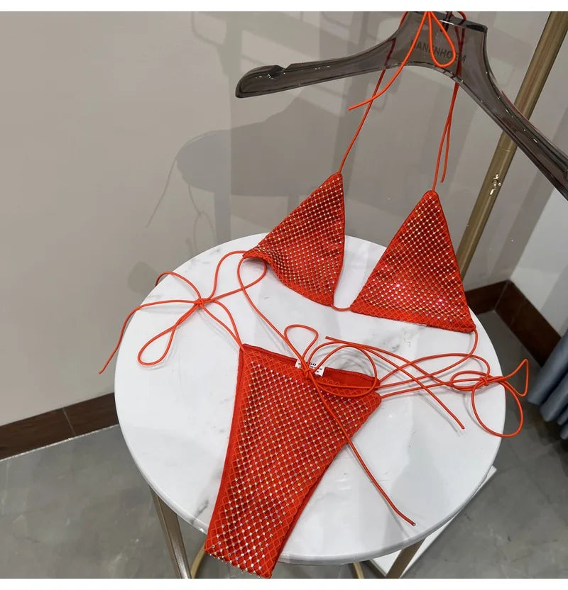 ביקיני קשירה משולשים בעיצוב רשת יהלומים - דיימונד