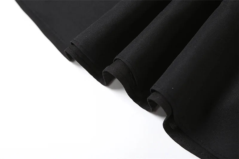 שמלת מיני בגזרת A סגירה בצוואר - סהר