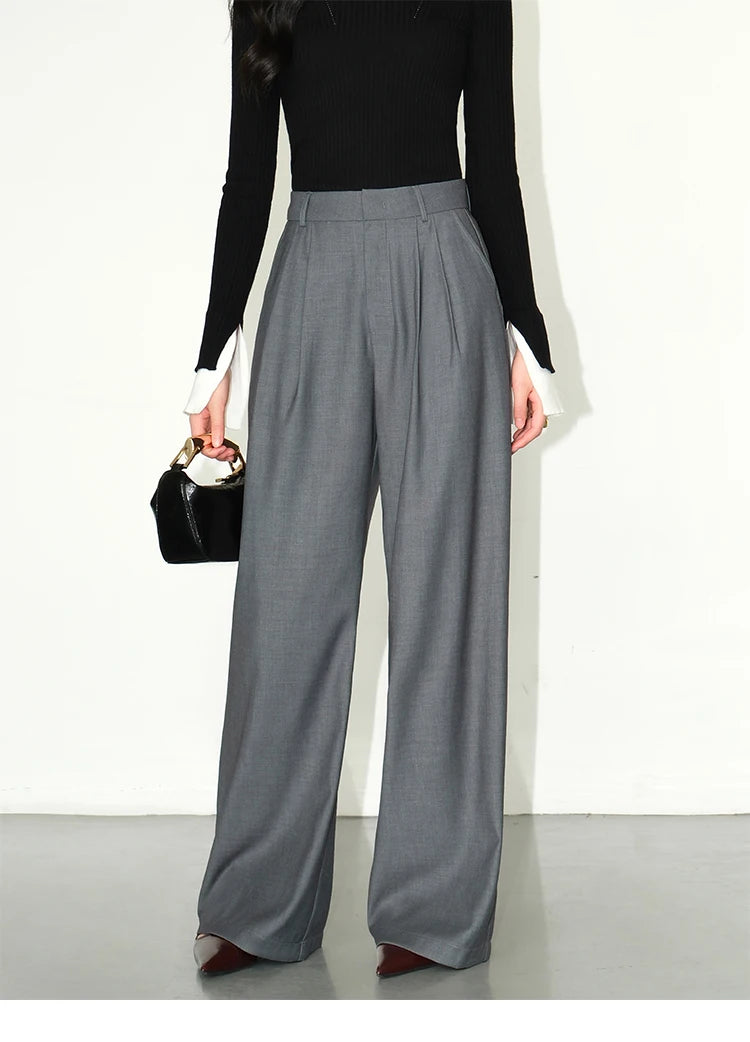 High-waisted tailored pants in a LOOSE design