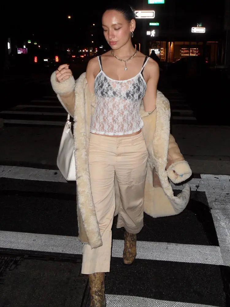 גופיית תחרה - ג'ון