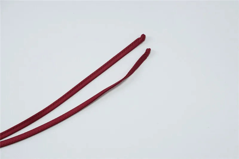 שמלת מקסי סאטן בעיצוב אסימטרי וליפוף בצוואר - אנג'לה