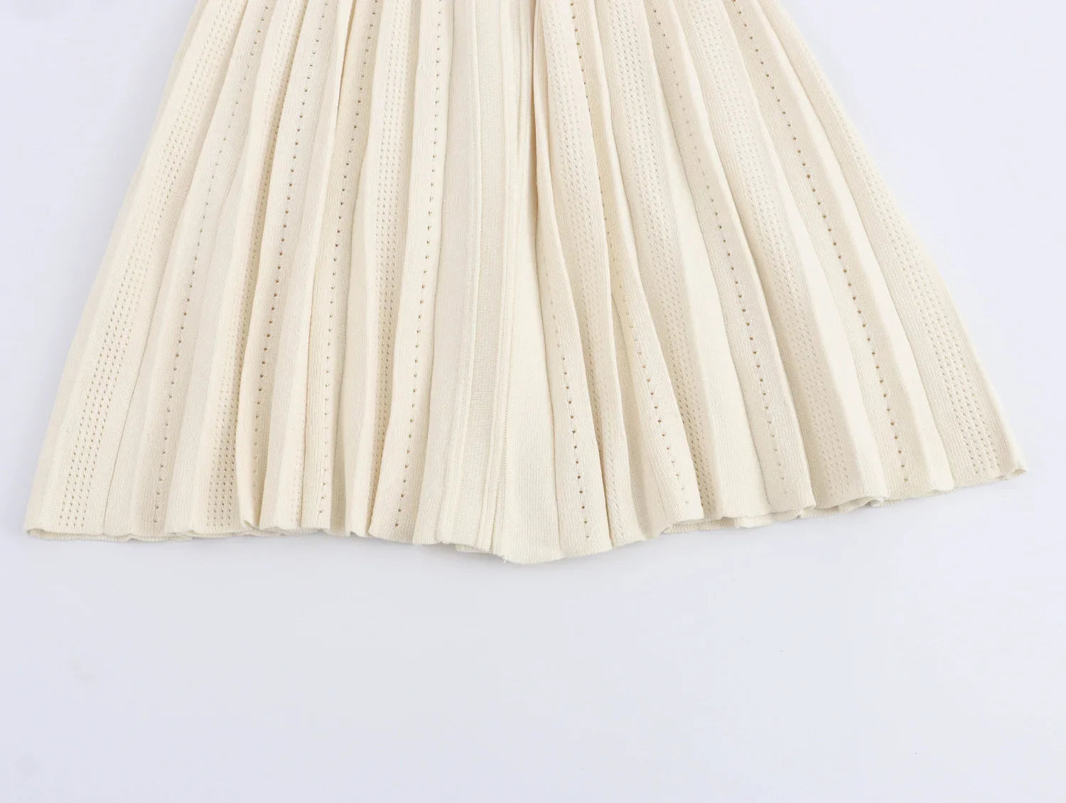 שמלת מידי סרוגה בעיצוב וינטג' צרפתי - מימי