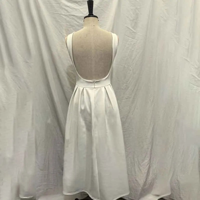 שמלת מידי קלאסית בגזרת A גב פתוח - אלאיה