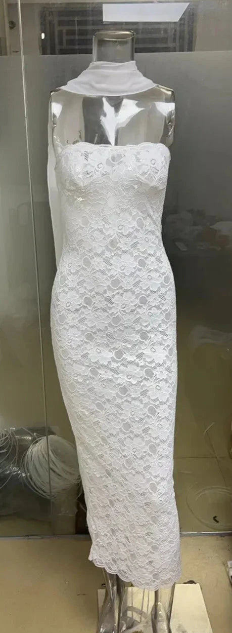 שמלת מקסי סטרפלס תחרה בעיטור צעיף תואם - MOON