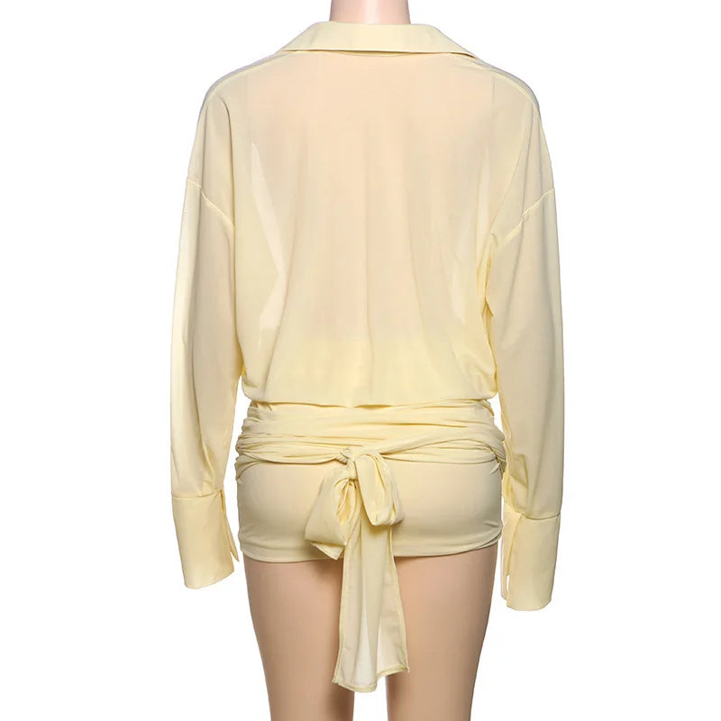 שמלת מיני שיפון בעיצוב קיפולים סגירת כפתורים -  Arabella