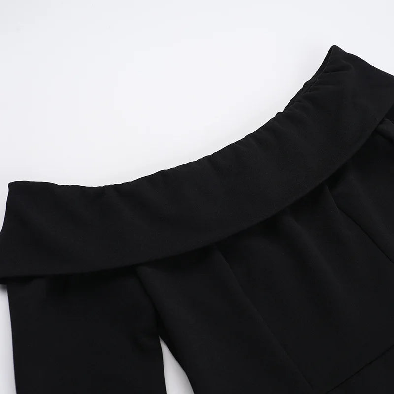 שמלת מיני בגזרת A כתפיים חשופות בעיצוב דמוי כיסים - מייסי