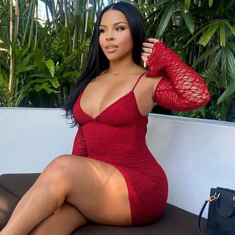 שמלת מיני תחרה בעיטור שרוולון תואם - אלירז