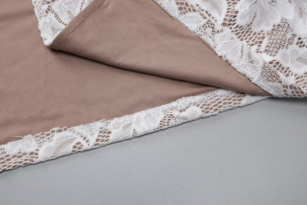 שמלת מקסי תחרה בעיטור רקמת פרחים - אמאדה