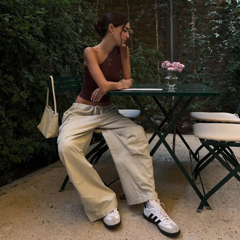 קרופ טופ אסימטרי כתפייה אחת  - נור