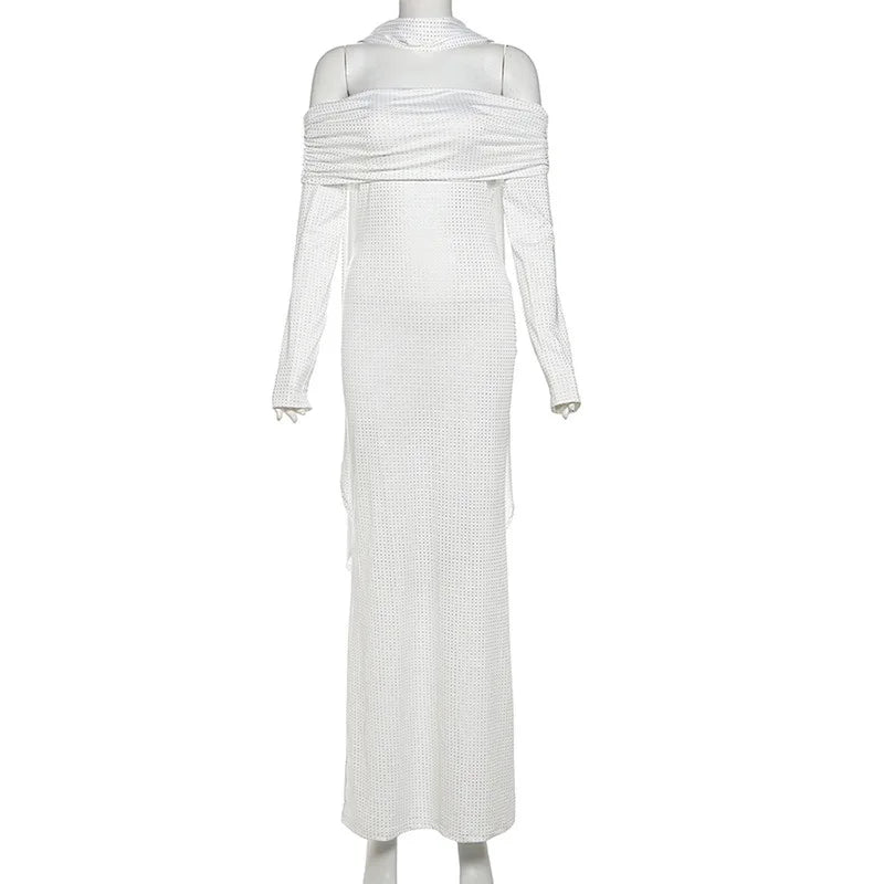 שמלת מקסי כתפיים חשופות בעיטור זרקונים מנצנצים וצעיף תואם - סנדרה