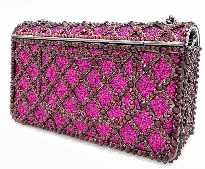 Sequin bag with diamond pattern and flower decoration