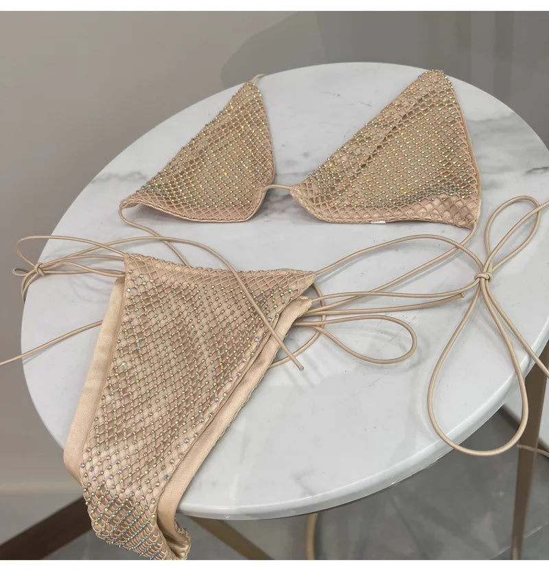 ביקיני קשירה משולשים בעיצוב רשת יהלומים - דיימונד