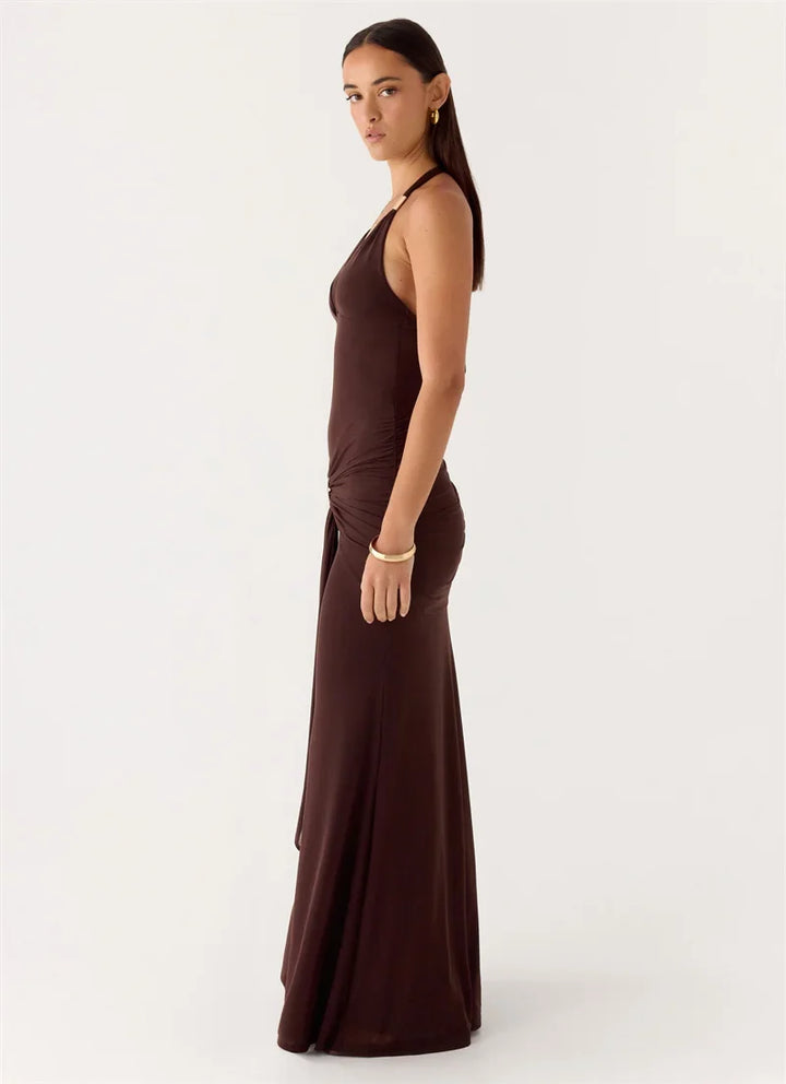 Maxi dress with a buckle design and open back - Tzahala