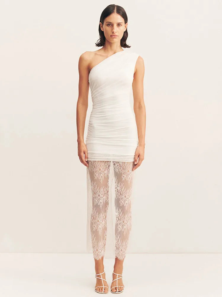 שמלת מקסי כיווצים בעיצוב תחרה - אמריז'ה