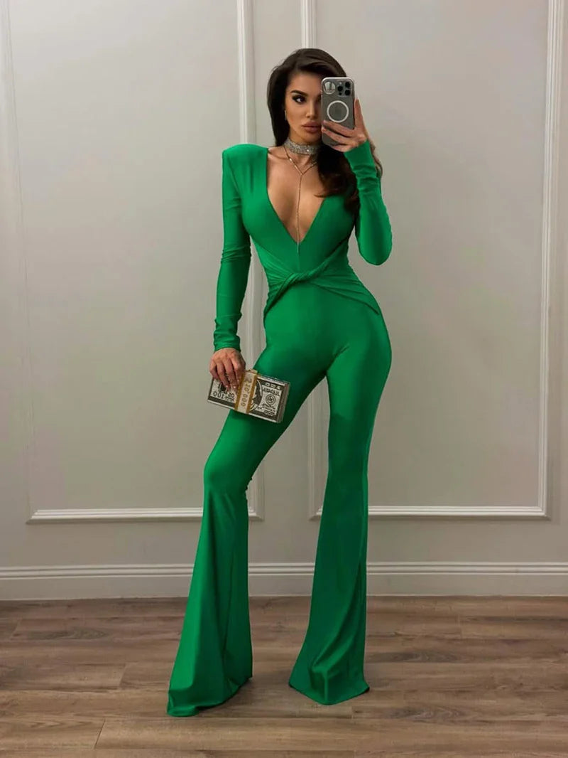 אוברול צמוד ארוך בד מחטב בעיצוב מחשוף V עמוק בעיטור קרוס - לייני