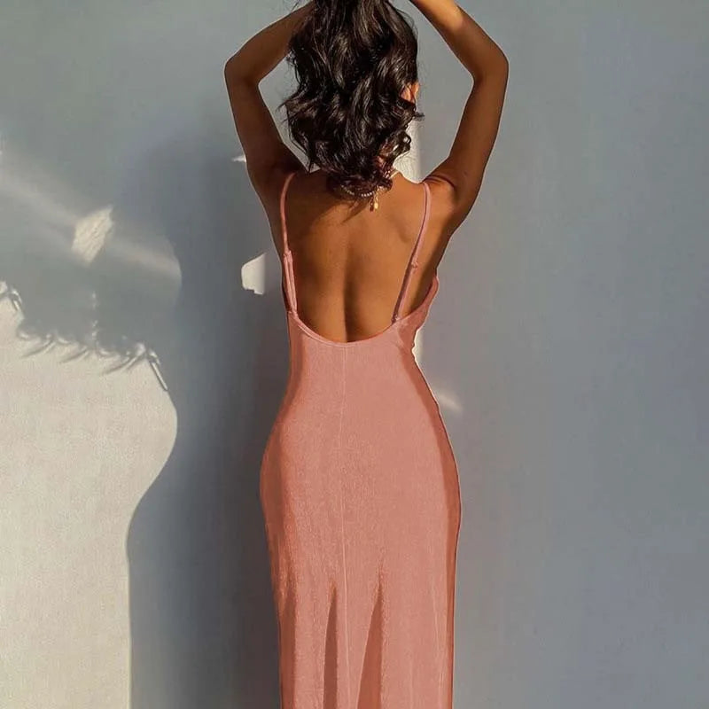 שמלת מידי קיצית סרוגה בעיטור שסע - סמייל