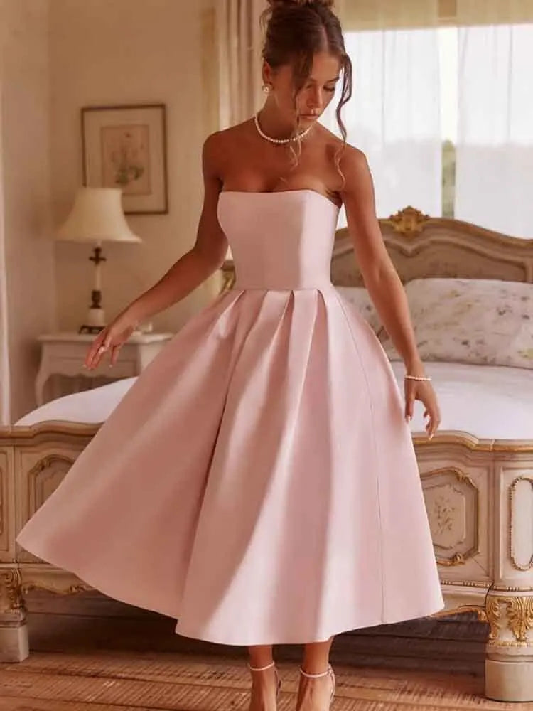 שמלת מידי סטרפלס בגזרת A - ארייא