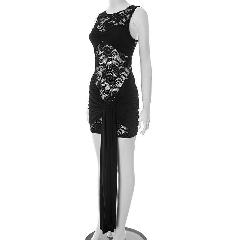 שמלת מיני תחרה בעיטור שובל קשירה - קארין