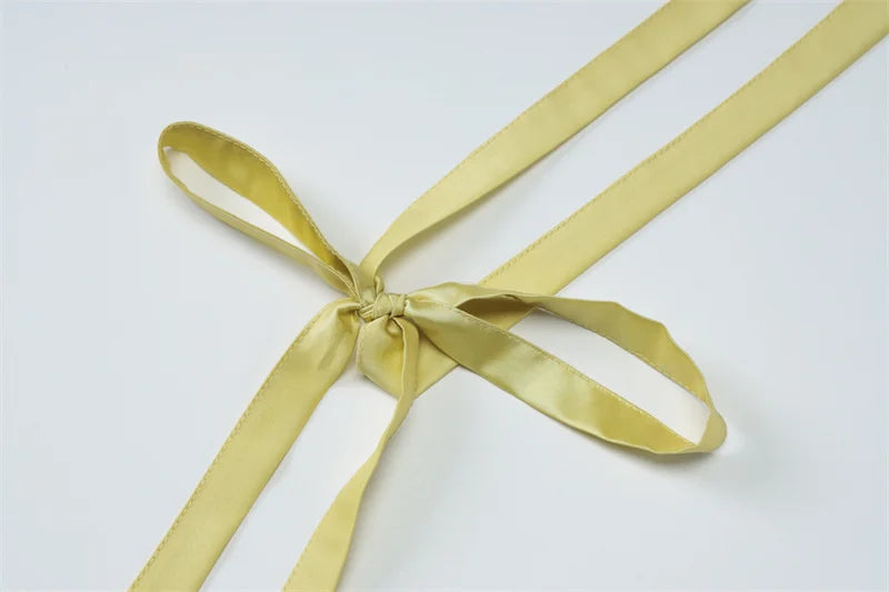 שמלת מקסי קשירה בצוואר גב פתוח בעיצוב שסע בעיטור אבזם - שון