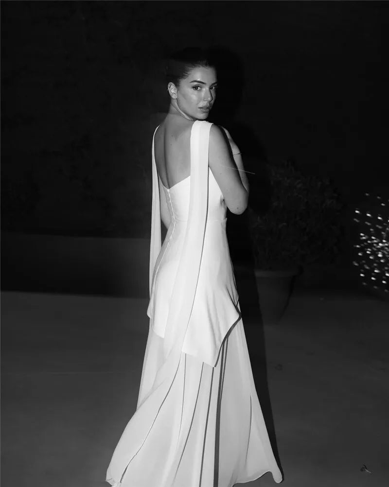 שמלת מקסי סטרפלס חלק תחתון שיפון בעיצוב שסע בעיטור צעיף תואם - Princess