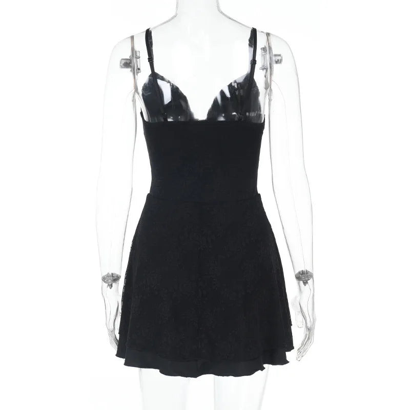 שמלת מיני תחרה בגזרת A סגירת סיכות - Saanvi