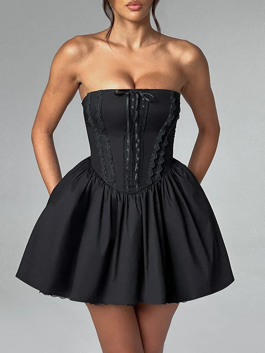 שמלת מיני בגזרת A קשירה בגב להצמדה במותן סטייל כפרי - Reya