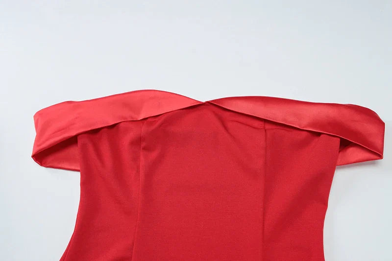 שמלת מיני בגזרת A כתפיים חשופות כתפיות סאטן - Natalia