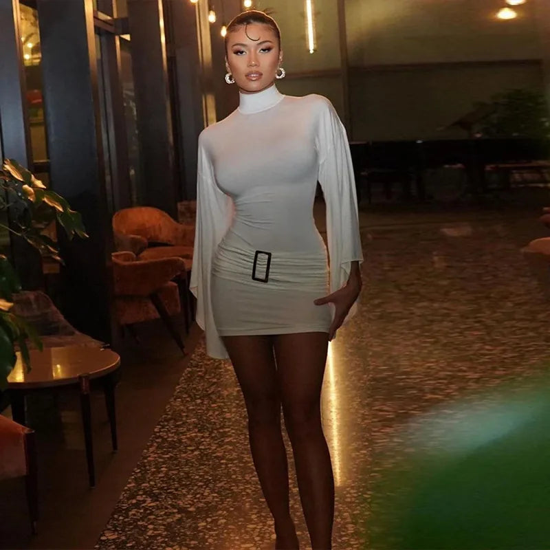 שמלת מיני גולף בעיטור חגורה שרוולים מלקחים - מוראל