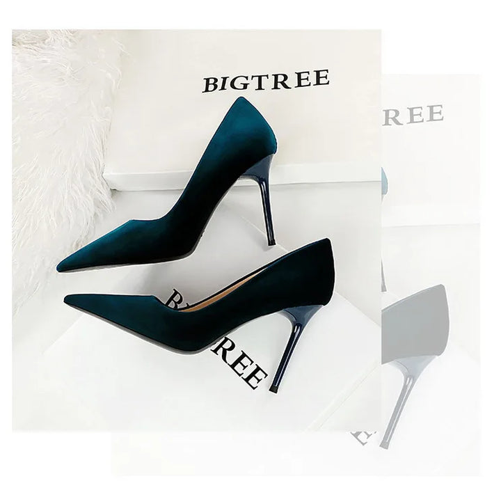 Pointed velvet fabric high heel shoes - Lunar