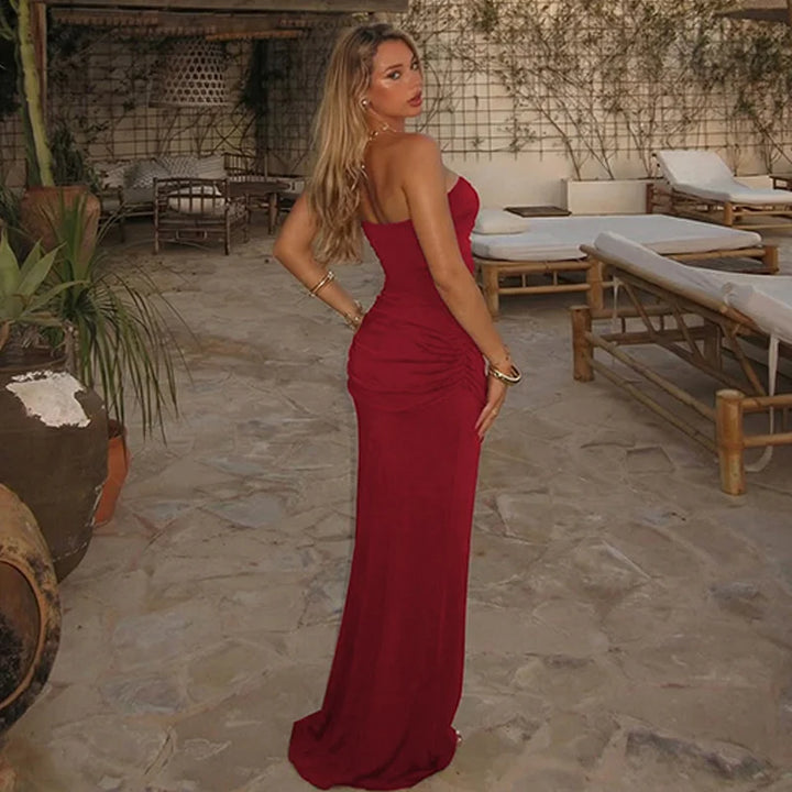 Strapless maxi dress with a slit and pleated design - Tayera
