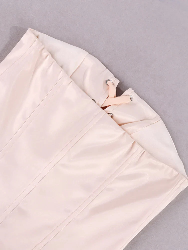 שמלת מיני סטרפלס בעיצוב מחוך סאטן - ליליה