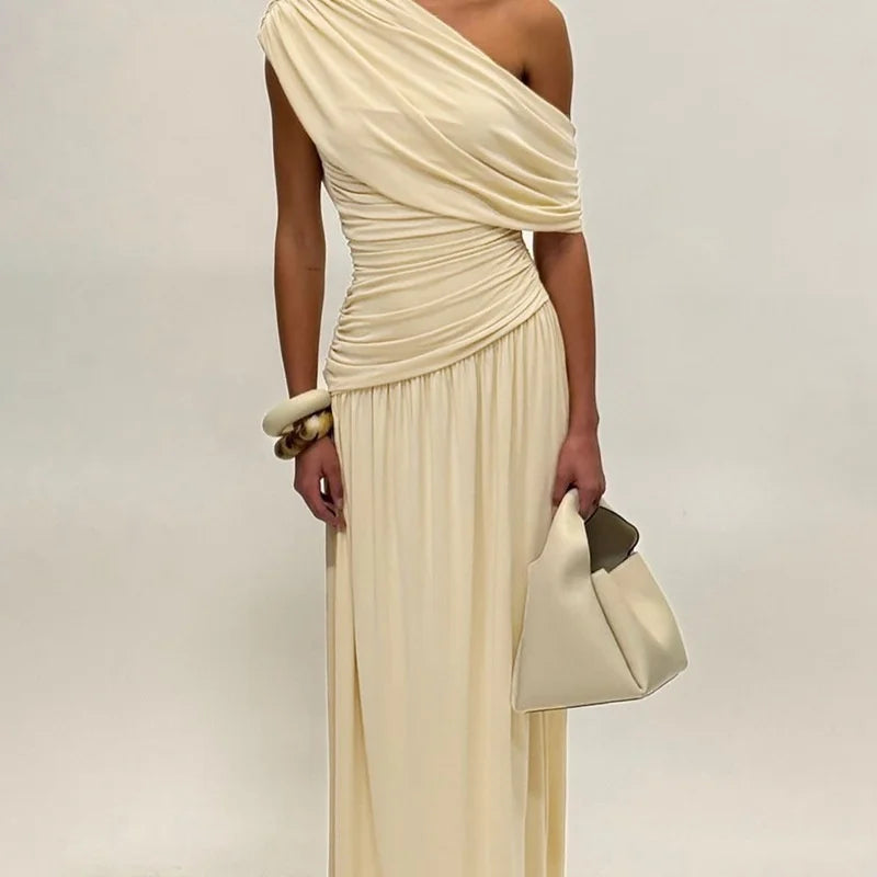 שמלת מקסי קיפולים אלגנטית כתף חשופה - מיילין