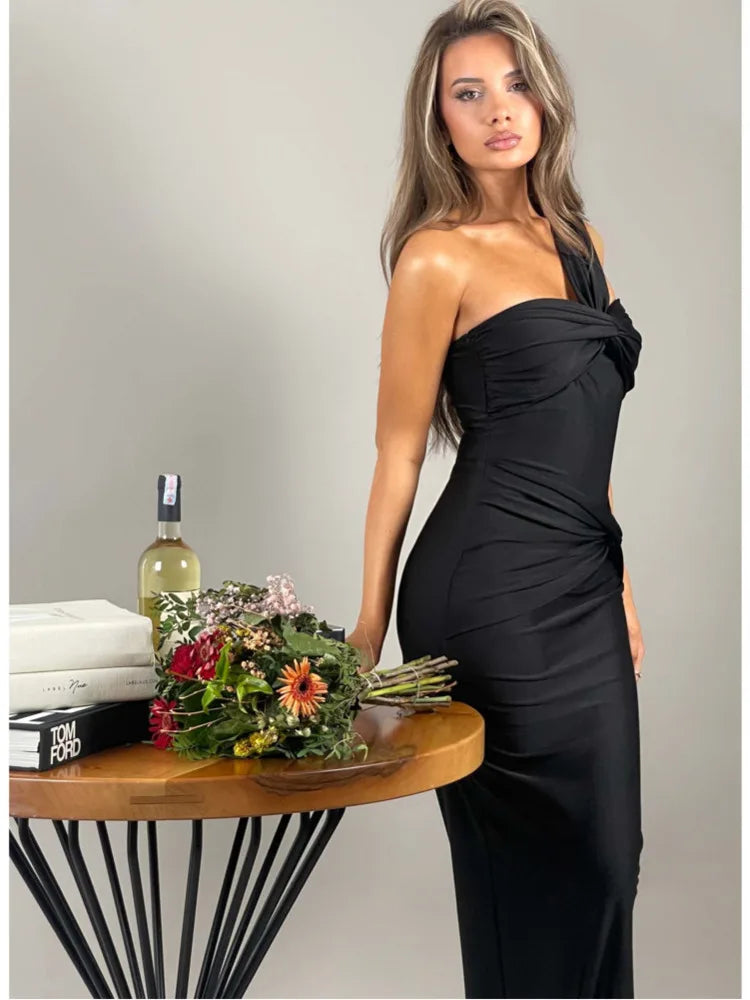 שמלת מקסי בעיטור קיפולים כתפייה אחת אסימטרית - מרלו