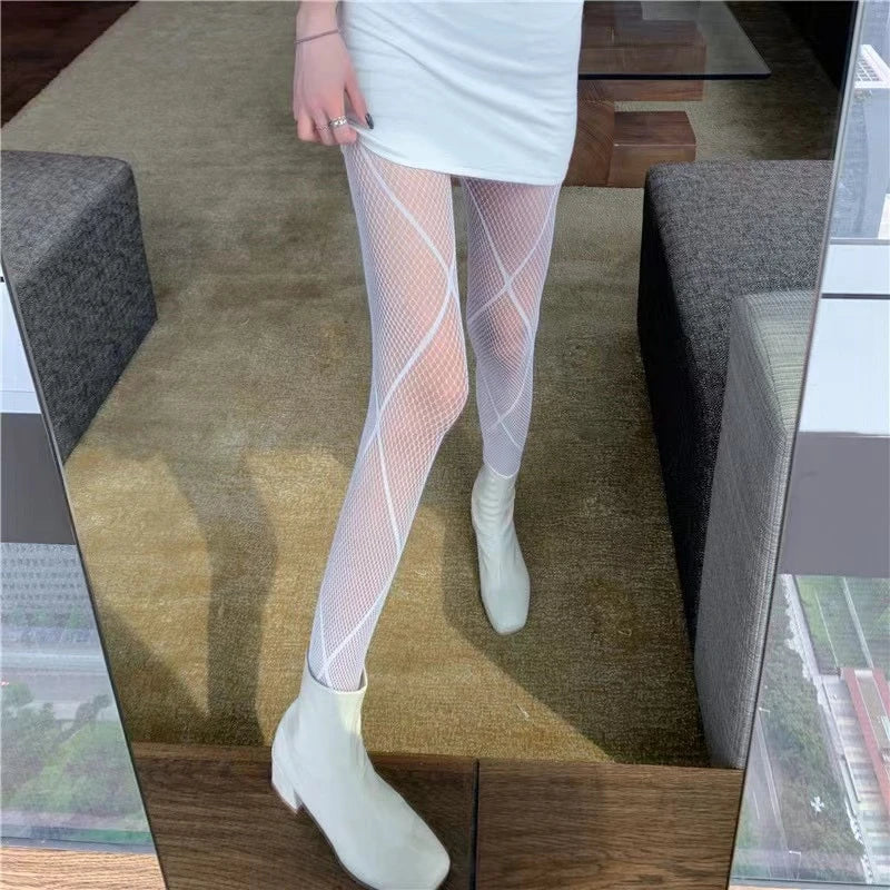 Tights in a variety of textures and shades: lace / hearts / bows / butterflies / mesh / sequins / stars