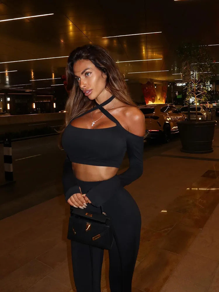 סט שני חלקים בעיצוב פתחים טופ קולר ומכנס פדלפון - סטייס