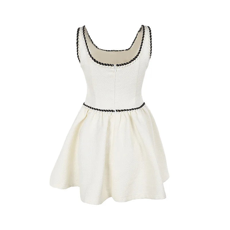 שמלת מיני בגזרת A בד ארוג - רוקסן