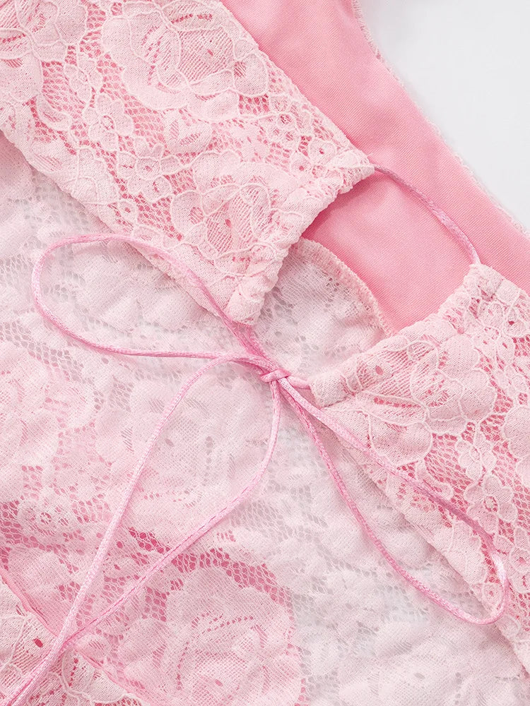 שמלת מיני סאטן בעיטור תחרה - יובליה