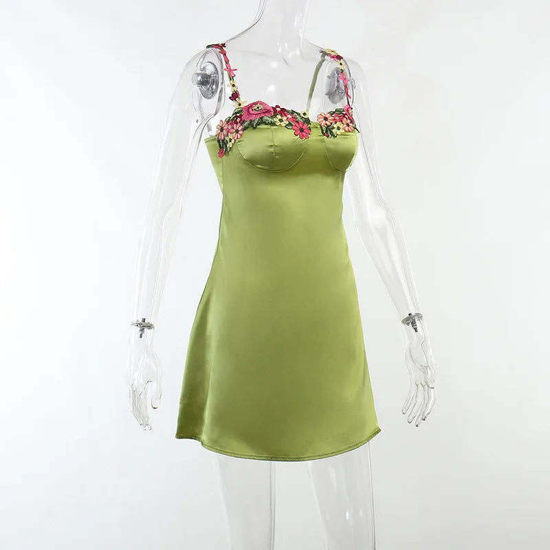 שמלת מיני סאטן בעיטור פרחים - סארין