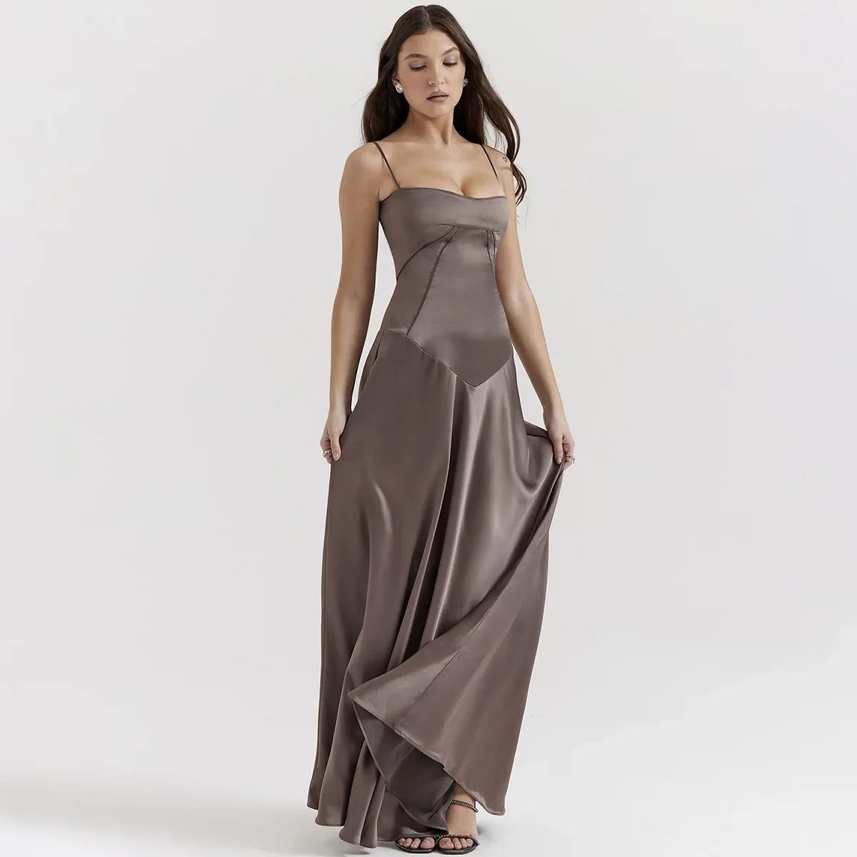 שמלת מקסי סאטן קשירה בגב להצמדה במותן - Lilia