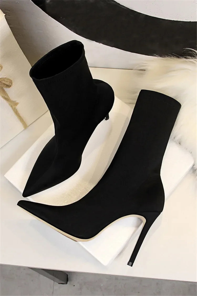 Silk fabric pointed heel boots - Margot