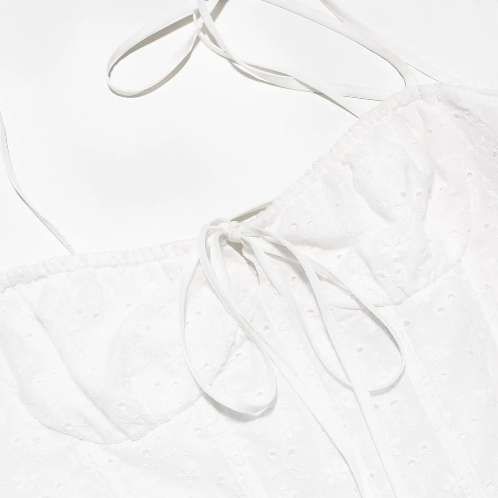 שמלת מיני בגזרת A בעיטור רקמה קשירה בכתפיות - GAYA